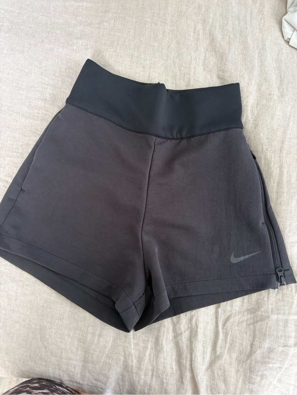 Nike Black High-Waist Workout Shorts with Side Zip